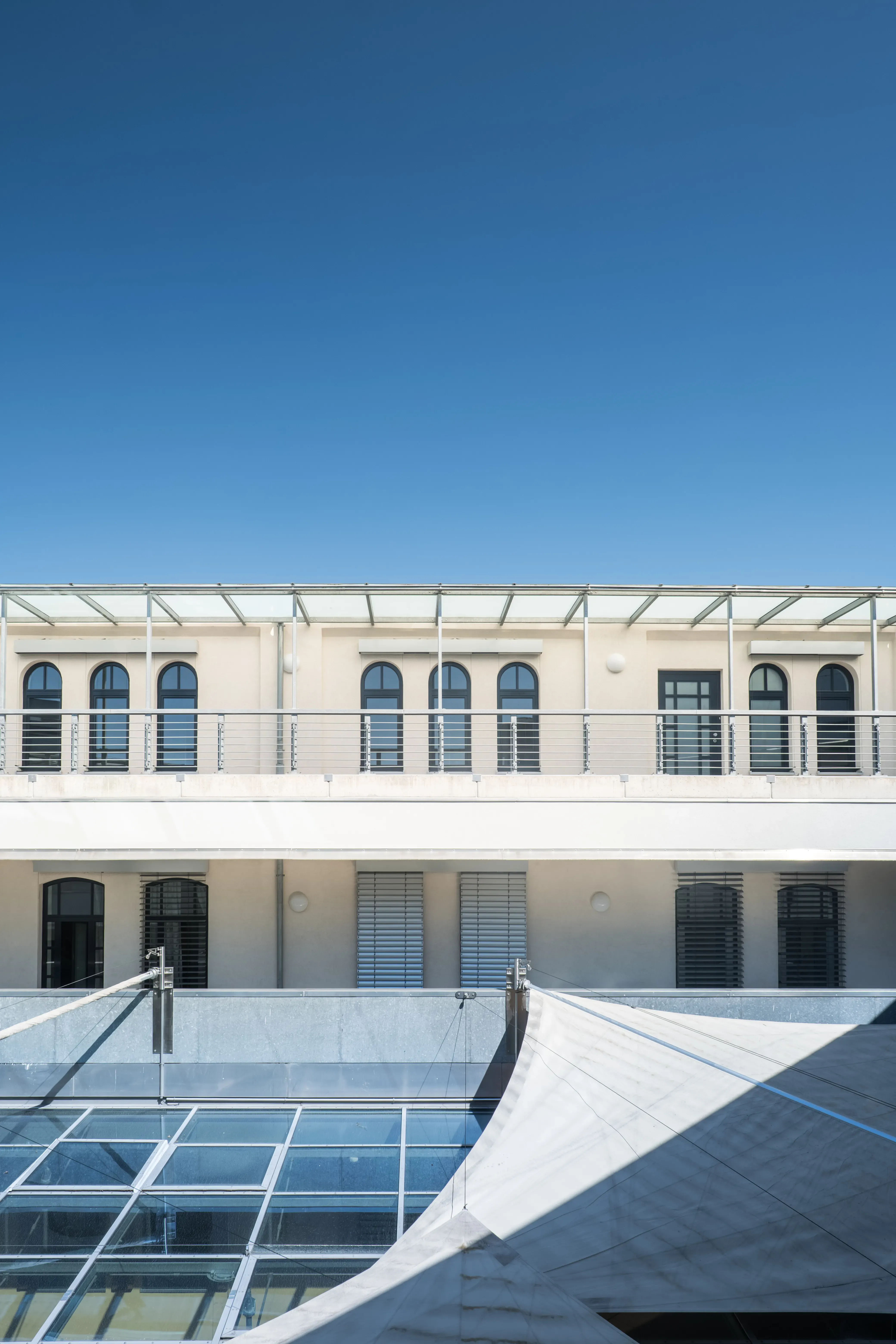 Privatklinik & OP-Zentrum Reutlingen, Innenhof und Gebäudefassade